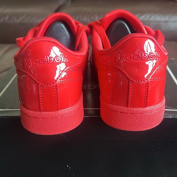 Reebok patent sneakers 👟 - Picture 3 of 3